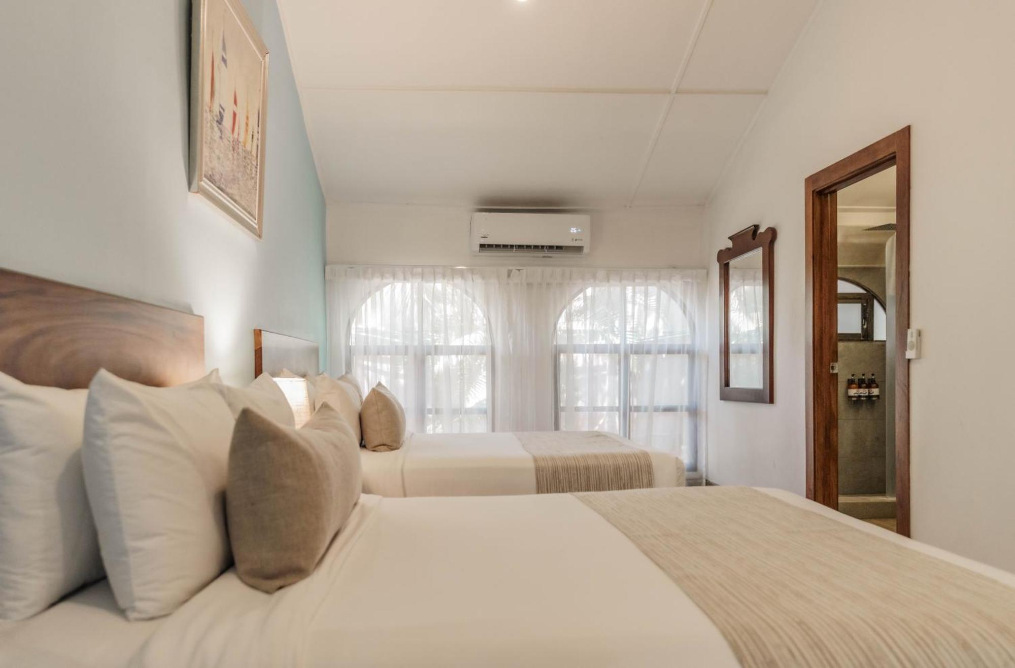 Bahia Del Sol Beach Front Boutique Hotel Potrero  Exterior photo